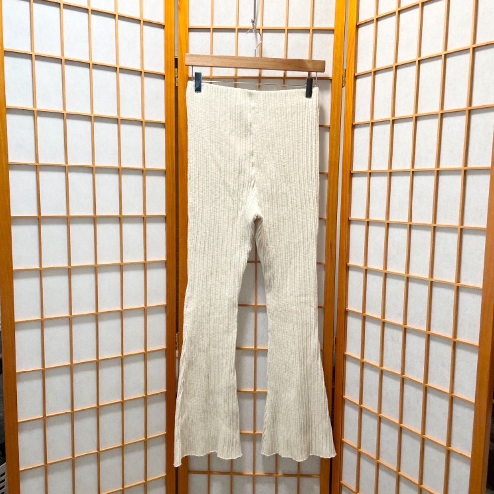 • Urban Outfitters Rosie Ribbed Flare Lounge Pant In Ivory L • - Picture 9 of 12